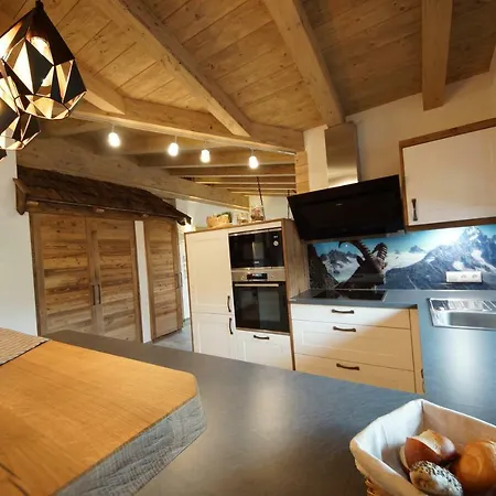 Kaiserappartements-marie Apartment *