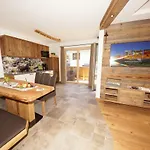 Kaiserappartements-marie * אלמאו